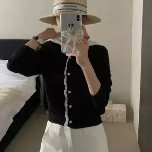 [신세계라이브쇼핑][옷자락] 여자 봄 데일리 레이스 후드 크롭 니트 가디건