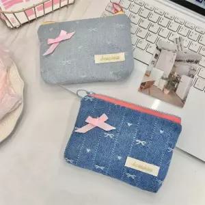 [신상오픈런]리본파우치 귀여운 키치 지퍼 데님포켓 천지갑 (30091691)