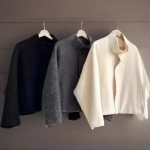 [신상오픈런]여성 단색 울혼합 하이넥 부클 반코트 (41992868)