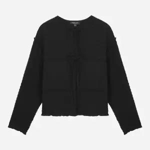 [롯데백화점]써스데이 아일랜드 [여성]엠보 오픈형 블라우스(T256MBL135W)