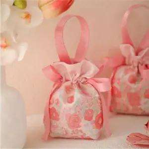 [이거찜] 웨딩 돌잔치 답례품 리본 꽃 복주머니 자수 조리개 선물용 기프트