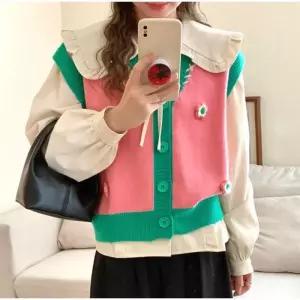 2칼라 여성 핑크꽃송이 니트조끼