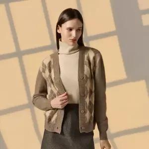 [E.VSEG]앱섹 몽골 캐시미어 100% 아가일 가디건