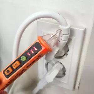 비접촉 검전기 전압 감지펜 AC 테스터 휴대용 전원 체크기