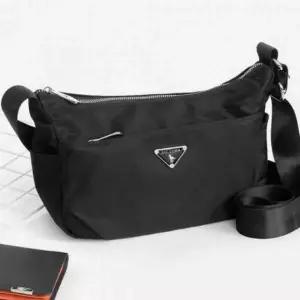 생활 방수 기능 미니 크로스백 가벼운 등산용 작은 가방