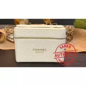 샤넬 뷰티 화이트 크림 골드 파우치 바니티 백 케이스 노벨티 증정품