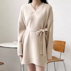 롱원피스 심플 브이넥 니트원피스 여유핏 허리스트랩 겨울 코디