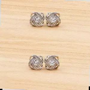 하객룩 백금 클로버 스털링 귀걸이 S925실버 OC2