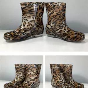 8종 1개 여성 패턴 레인부츠 여성 장화 성인 여자 패션 방수 장화 미들장화 호피 무늬