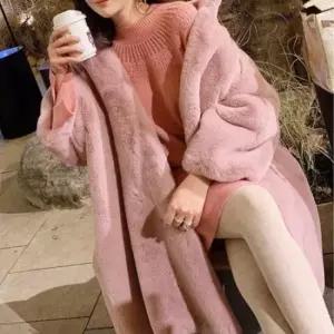 루즈핏롱코트 여자 엄마 주말 외출 나들이 룩 페이크 퍼 코트 코디