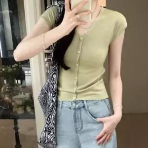 여성 브이넥 슬림핏 반팔 니트 일상 가디건