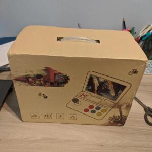 파우키디 A13 비디오 게임 콘솔 10인치 대형 화면 탈착식 조이스틱 HD 출력 미니 아케이드 레트로 플레이어