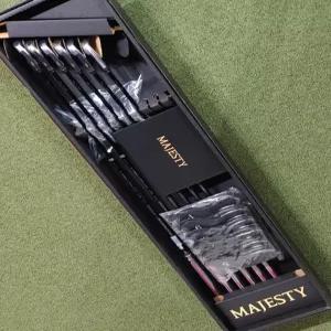 중고  마제스티 CONQUEST BK MARAGING 정품 아이언 세트 (5~P) 그라파이트 R