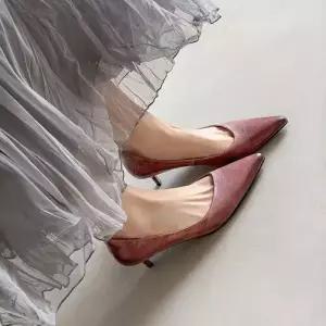 SMK 여자 오피스룩 플랫슈즈 빅 워싱 소가죽 스틸레토 미들 힐 작업화 뾰족코 펌프스 JEN1