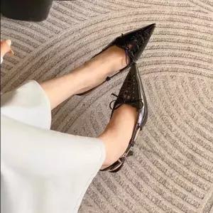 [하프클럽/레이디슈]레이디슈 여성 포인티드 슬링백 레이스업 리본 뮬 0367