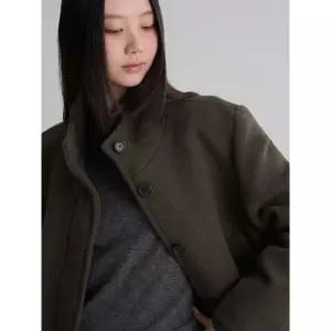 에잇세컨즈 하이넥 숏 코트 - 카키 1105904