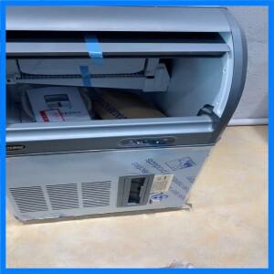 초승달형 제빙기 - 바, 커피숍, 밀크티룸용 얼음 업소용 효율적인 생산