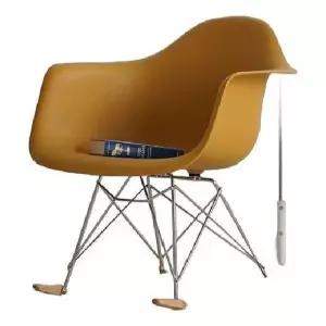 거실흔들의자 낮잠 휴식 북유럽 싱글 베란다 오마주 거실 인테리어 안락의자 흔들의자