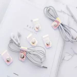 케이블 홀더 이어폰 줄감개 충전 선 정리 클립 AWG3+3GsU