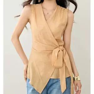 [하프클럽/패션]민소매 사이드리본랩 블라우스 266E4E5F