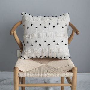 리기키 보호 블랙 앤 베이지 오프 태슬 농가 스로우 18x18 플러시 장식용 소프트 베개 케이스 커버 쿠션 소파 터프트 텍스처 화이트 인치 침대용 모던 사각