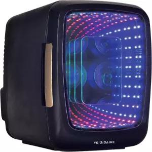 프리기데어 게이밍 라이트 업 미니 음료 냉장고 6캔 4리터 대형 투시 도어와 LED 조명이 있는 쿨러 게임