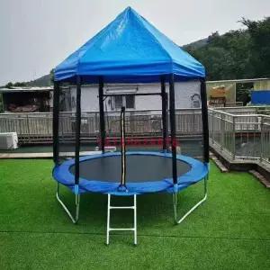 야외 트램폴린 방방이 원형 점프머신 지붕형 마당