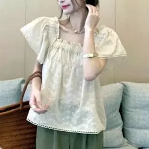 [옷은날개] 레이스 펀칭 블라우스 프릴 반팔 밴딩 넥라인