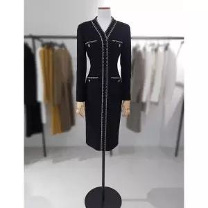 모조에스핀 부산점 팬시소재 배색라인 일자핏 원피스 J244MSE031 1174704