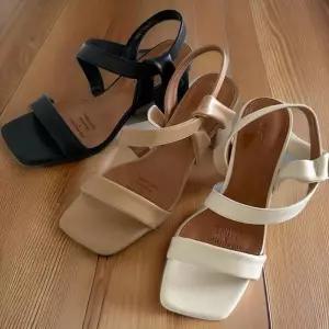 [신상오픈런]여성 매트 크로스 스트랩 사각 앞코 여름 슬링백 샌들 (32456500)