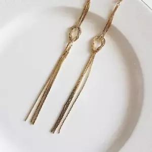 여자귀걸이 매듭라지롱드롭 귀걸이/귀찌