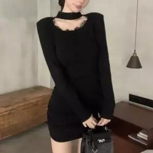 [옷은날개] 하객룩 데이트룩 힙라인 레이스 단추 원피스