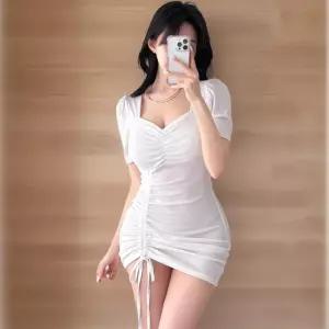 [신상오픈런]여성 하트넥 셔링 슬림 미니 드레스 스트링 원피스 (37001194)