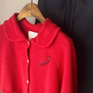 반짝이 포인트 브로치