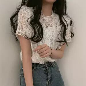 여성 레이스 레이스티셔츠 시스루 티셔츠 패션 블라우스 반팔 레이어드