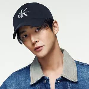 켈빈클라인 Calvin Klein Jeans ACC [로운 ]공용 모노그램 엠브로이더리 볼캡(4G5004G-UB1) 415799