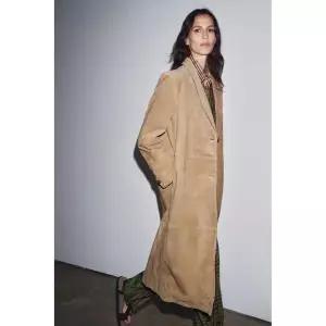 [국내배송] 자라 ZARA ZW 컬렉션 LIMITED EDITION 100% 스웨이드 코트 - 베이지 957075