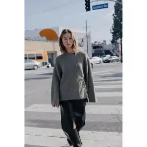 [국내배송] 자라 ZARA 트임 슬리브 니트 재킷 - 라이트 그레이 924272