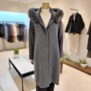 [데미안] DH81110 탈착 후드 폭스털 울혼방 롱코트_P347951348