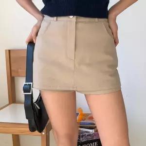 [신상오픈런]마이크로 숏팬츠 슬림핏 레이어드 스판 치마바지 (30497871)