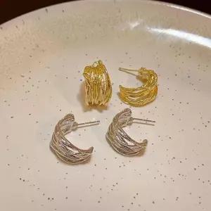 [신상오픈런]얇은줄 레이어드 금색 은색 심플 링귀걸이 (29193006)