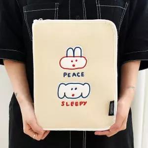 [셀러허브]로마네 아이패드 파우치 9-11인치 곰돌이 아이패드 파우치 강아지 아이패드 파우 (S27328449)