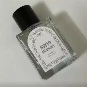 [셀러허브][웰빙창고] 에스더블유나인틴 SW19 미드나잇 오 드 퍼퓸 50ml (S43278602)