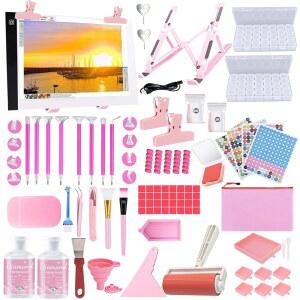DNSGOOR 186PCS 모든 포괄적인 다이아몬드 아트 액세서리 키트 페인팅 A4 LED 라이트 패드 세트 씰러 스탠드 보관 케이스 DIY 드릴 공예용 5D 도구