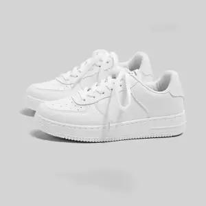 [베스트TOP100] 심플 라인 스니커즈 DS-1003705