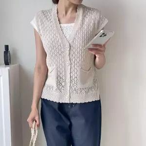 [신상오픈런]여자 브이넥 여름니트 물결 스카시 니트조끼 (35830019)
