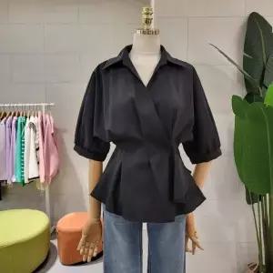 [에잇컨셉] C24E7FBL020 허리주름 랩 블라우스_P361824168