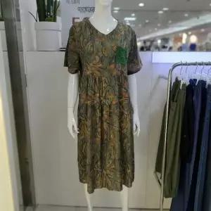 [더스토아] DP01 나염 포켓 원피스 T25TCHU25N040_P411471989