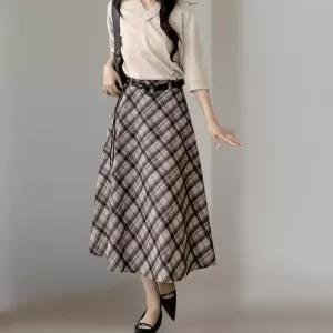 [신상오픈런]여성 가을 하객 스타일 사선 체크 벨트 플레어 롱 스커트 (41315869)