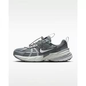 나이키 V2K 런 여성 신발 - 쿨 그레이/울프 그레이/포톤 더스트/메탈릭 실버 - IH0388-002